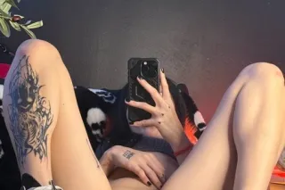 ❣🍷Honest Young Asian Girl🔥 /In... - Image 1