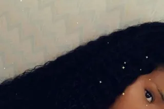 💎 Pretty, Petite & Worth Every... - Image 2