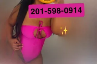 😍 Dominican Beauty 😍 42O Frien... - Image 1