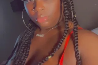 QV $70 Head N Pussy Only......... - Image 3